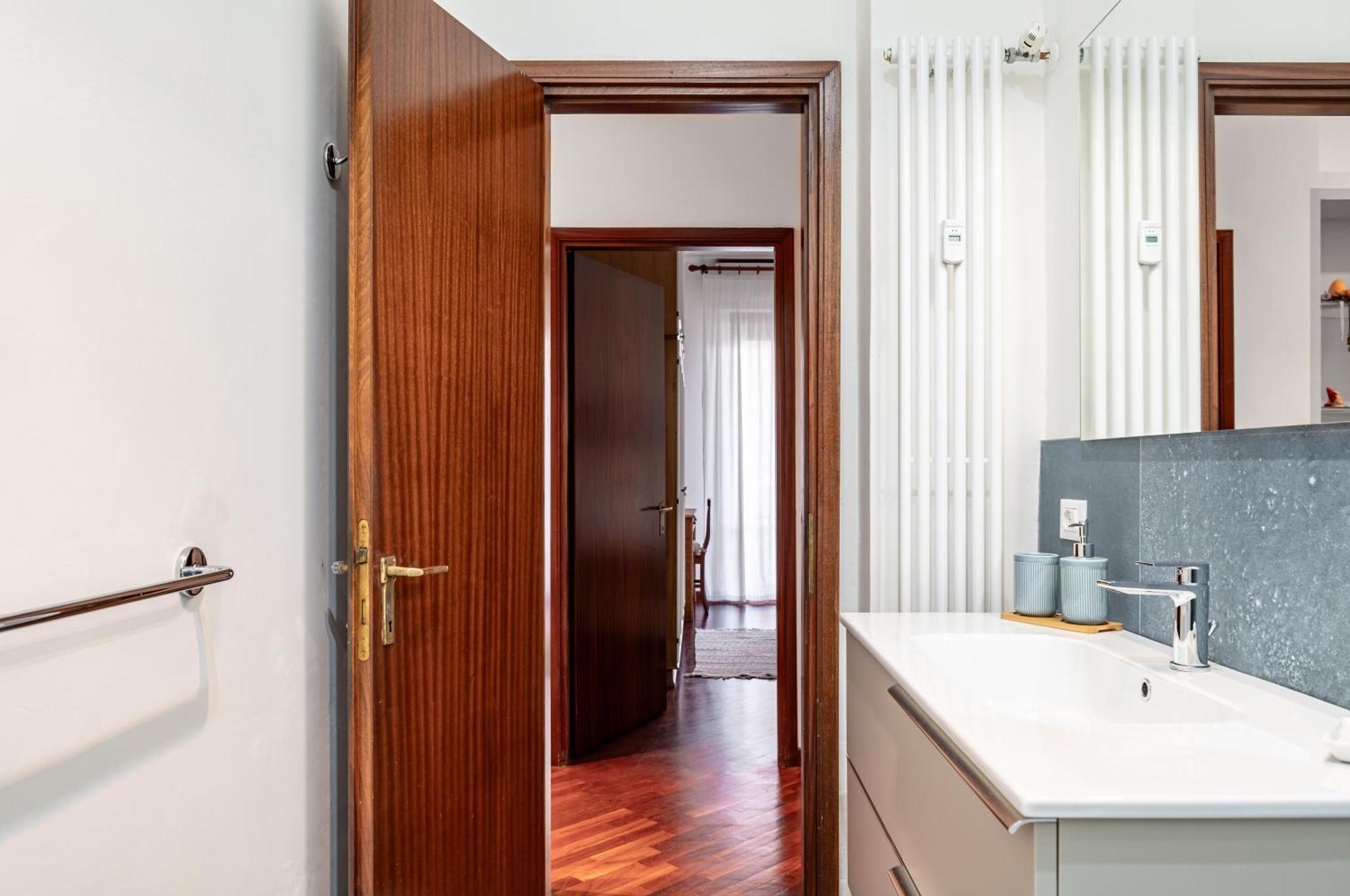 Visarno & University Roomy Flat X6 With Parking فلورنس المظهر الخارجي الصورة